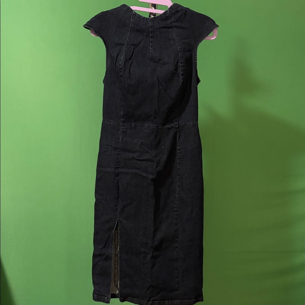 Alexia Admor Dark Blue Midi Dress with Cap Sleeves